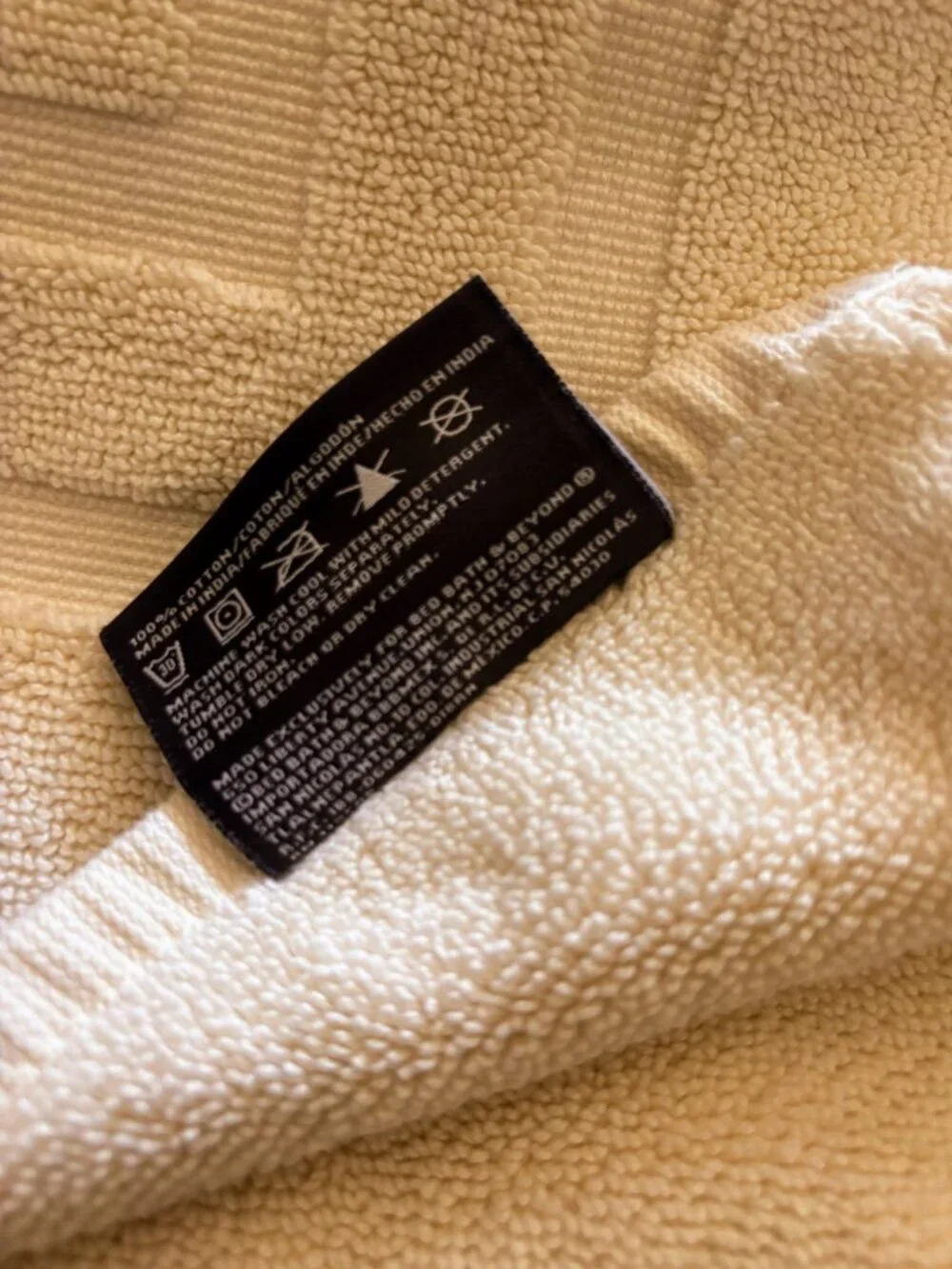 Kenneth Cole Reaction Home 100% Cotton Cream-Colored Bath Mat